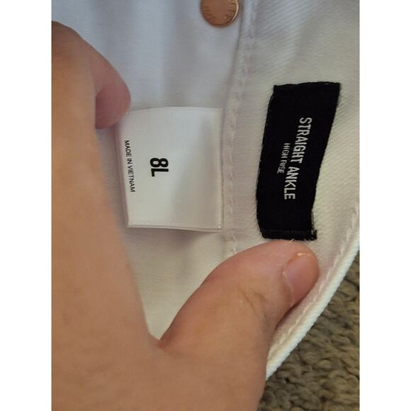 Express Women's White Distressed Raw Hem High Rise Straight Jeans Size 8 Long - Picture 9 of 12